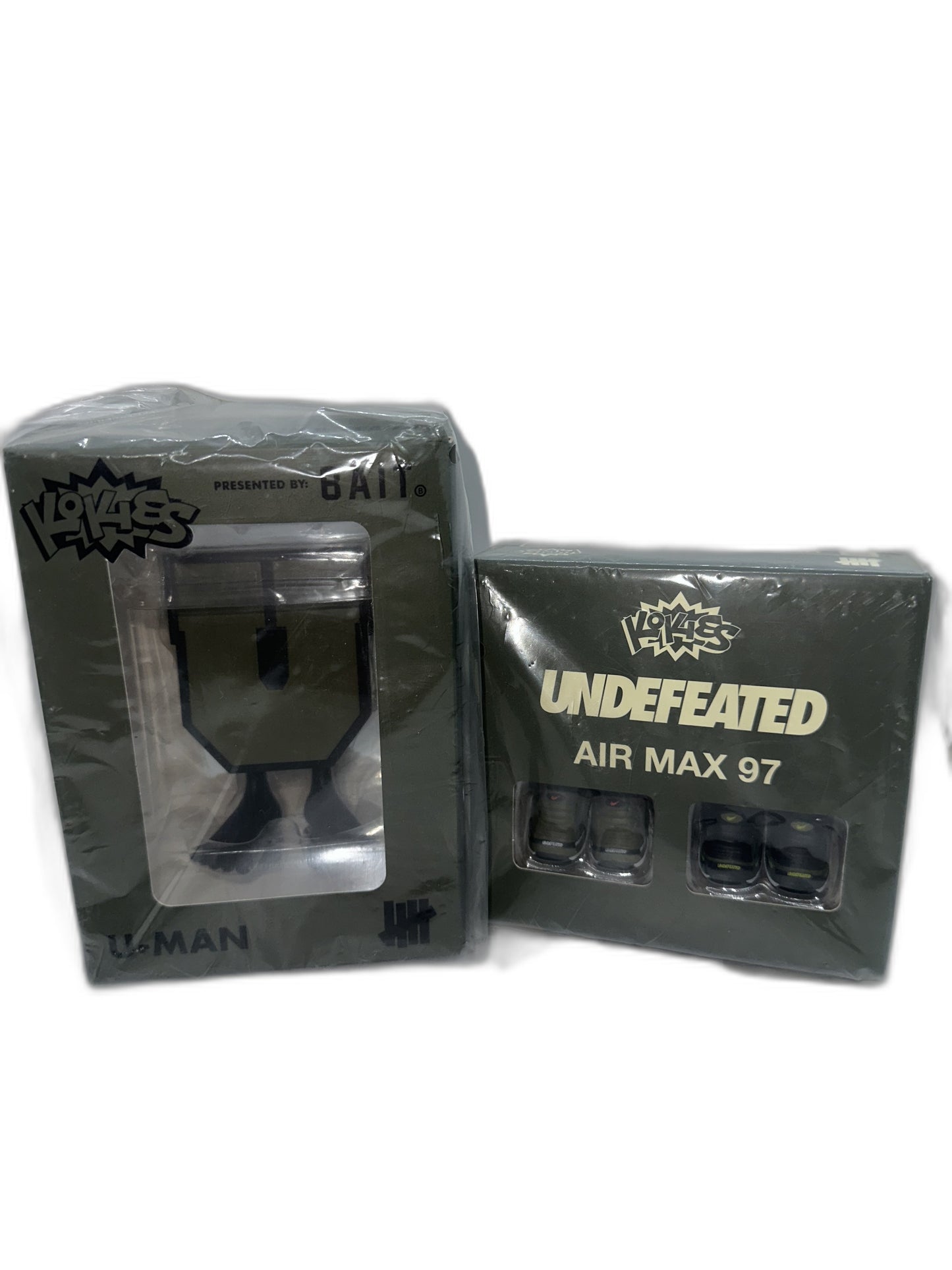 New Undefeated Nike Air Max 97 & Kokies U-Man Figures Set Sealed