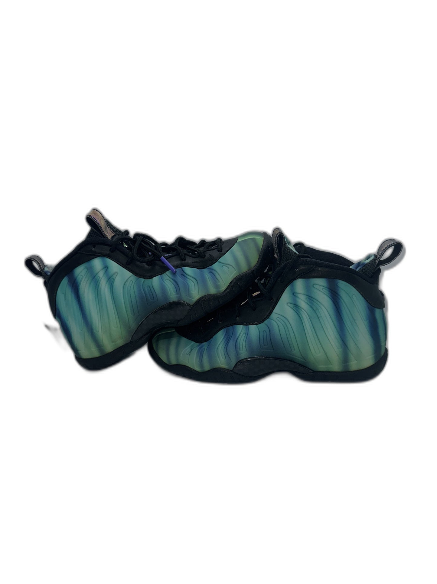 Nike Foamposite Northern Lights Size 4 GS 842399-001