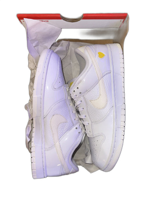 New Nike Dunk Low Valentines Day Yellow Heart Womens Size 9.5 FD0803100
