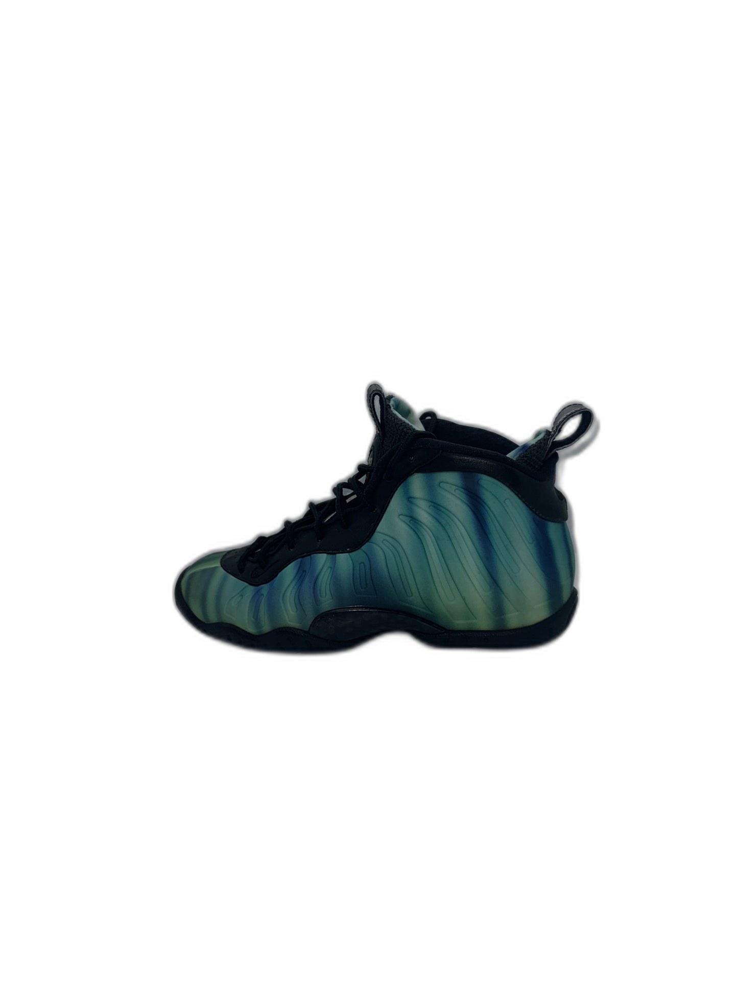 Nike Foamposite Northern Lights Size 4 GS 842399-001