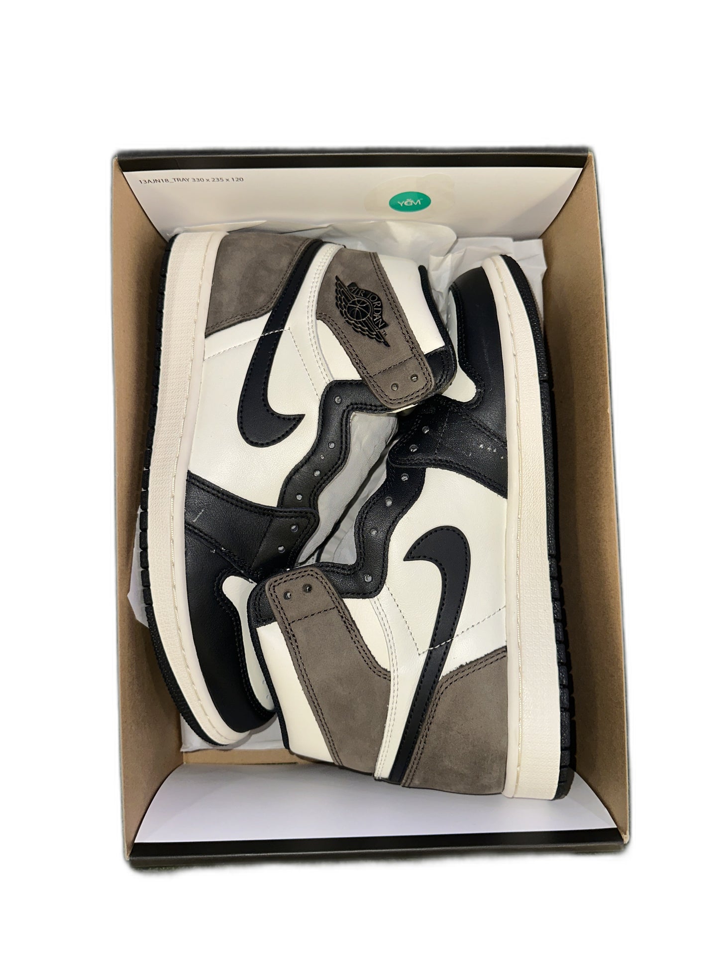 New Air Jordan Mocha 1 Size 10 Mens 555088-105