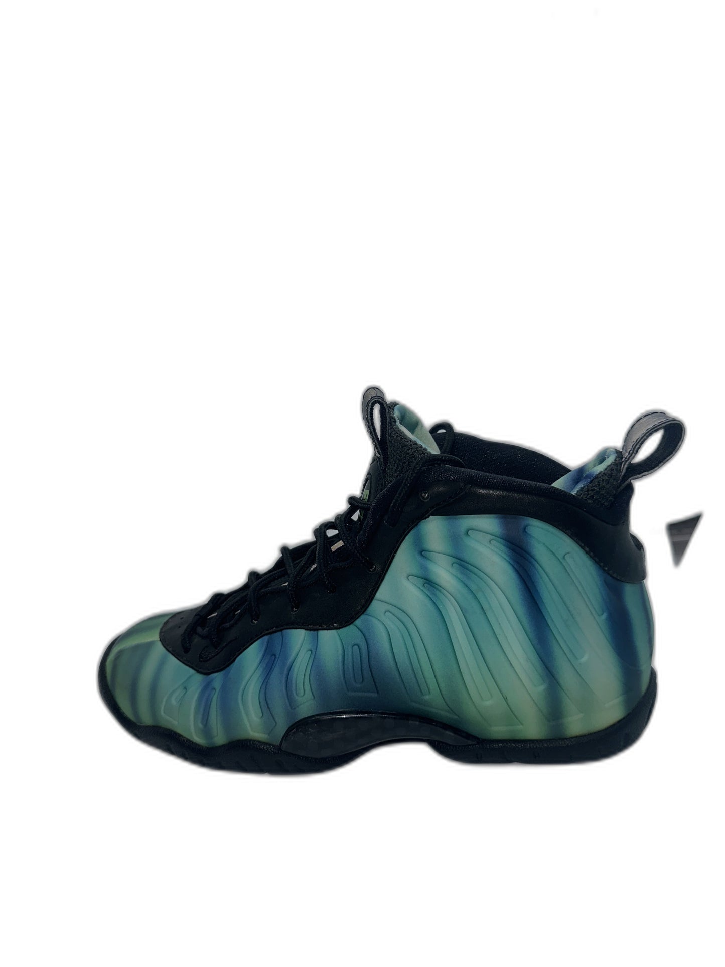 Nike Foamposite Northern Lights Size 4 GS 842399-001