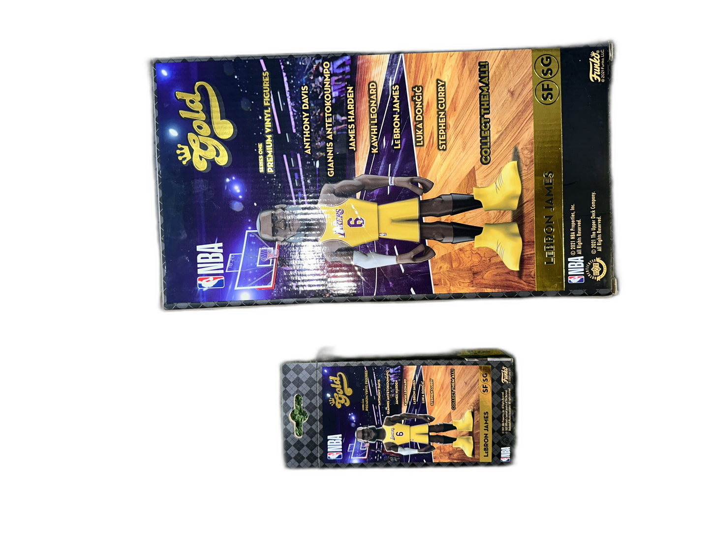 New Lot Of 2 Funko Pop Lebron Gold Chase Big & Small