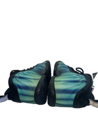Nike Foamposite Northern Lights Size 4 GS 842399-001