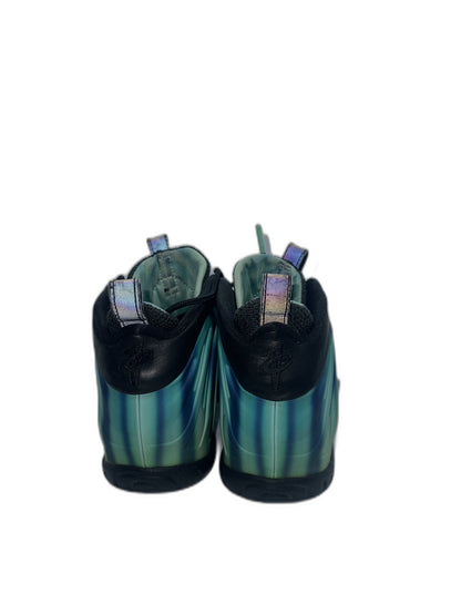 Nike Foamposite Northern Lights Size 4 GS 842399-001